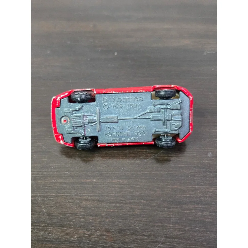 Tomica Porsche 928 Red 1/63 Scale Diecast Car No. F53 Made in Japan 1978 Vintage
